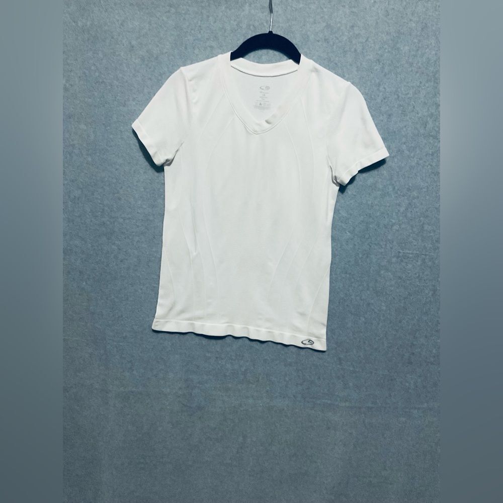 C9 Champion White V-Neck Activewear Tee XS Seamless Performance Workout Shirt